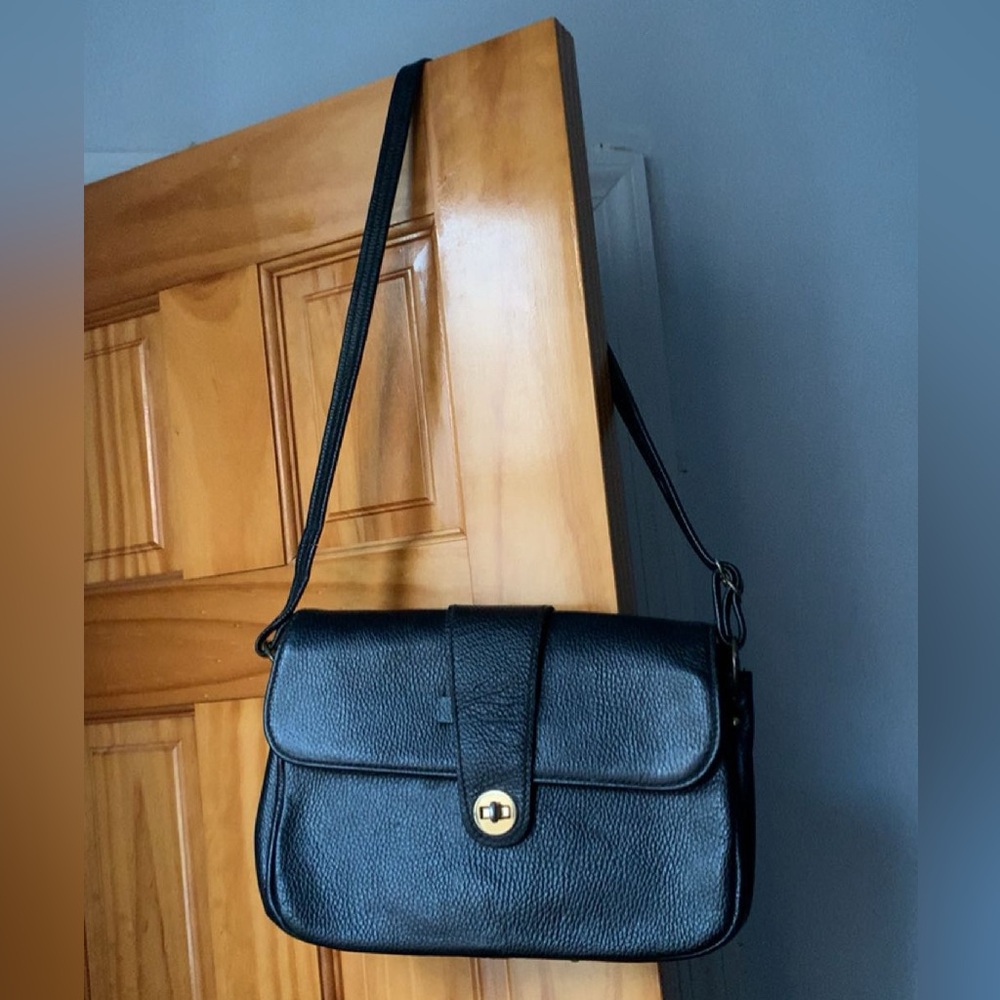 Vintage Black Leather Shoulder Bag